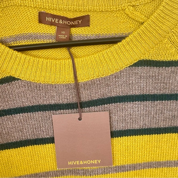 NWT Hive & Honey Yellow and Brown Striped Crew Neck Sweater - Size: XS - Picture 2 of 6